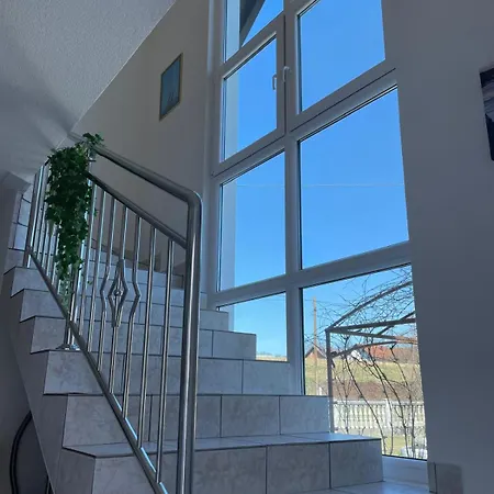 Apartment Bijeli Cvijet *