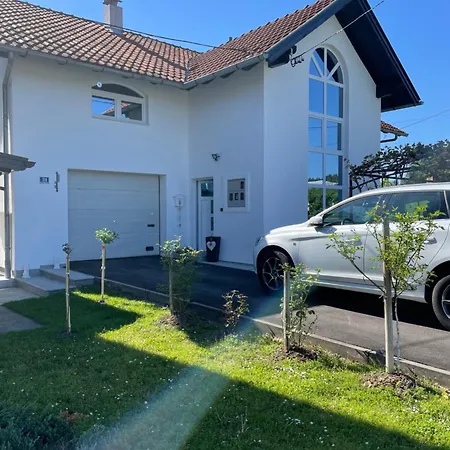 Bijeli Cvijet Apartment Glamocani