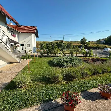 Bijeli Cvijet Apartamento Glamocani